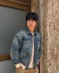 Culture Ministry grants grace period after top stars found running unregistered agencies 유명 스타들이 미등록 기획사를 운영한 사실 드러나자 문체부, 유예 기간 부여