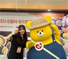 Nursing student revives unconscious woman