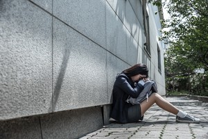 Teen dies after shop spreads images of her shoplifting